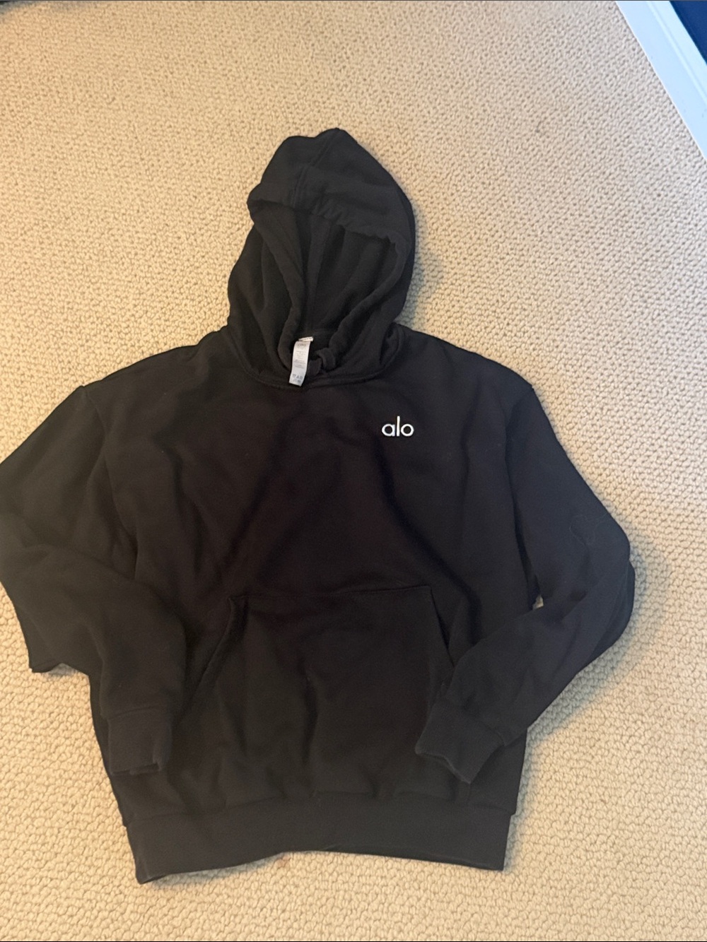 Alo women’s xs  Black Pullover Hoodie